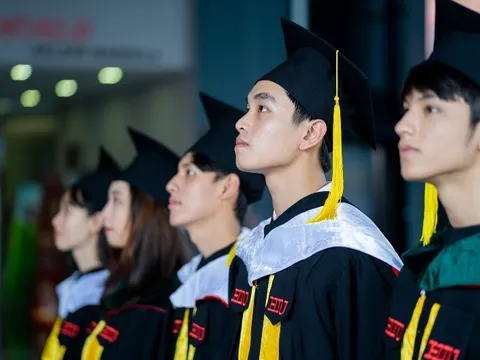 HIU nhận hồ sơ xét tuyển nhóm ngành Sức khỏe, Luật từ 15 điểm