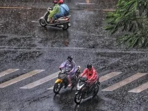 Dự báo thời tiết ngày 18/7: Bắc Bộ và miền Trung nắng nóng, chiều tối nhiều nơi có mưa dông