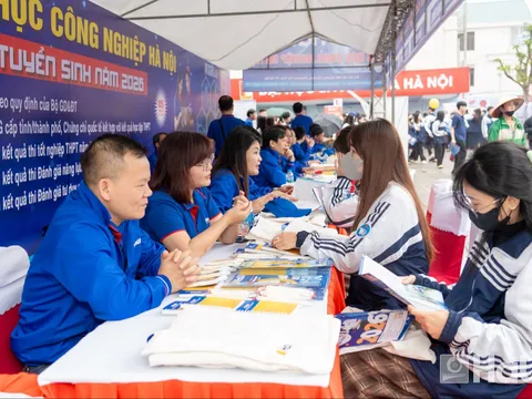 STEM tiếp tục giữ "sức nóng", điểm chuẩn khối kỹ thuật khó giảm