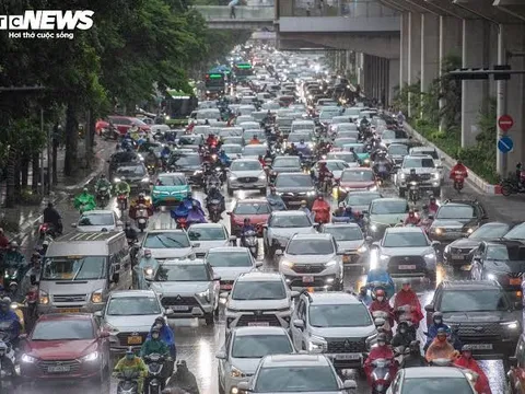 Miền Bắc tiếp tục mưa lớn, cảnh báo dông lốc và nguy cơ ngập úng