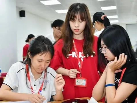 Nhóm ngành Luật tại UEF lấy điểm chuẩn cao nhất năm 2026