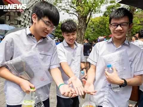 Bỏ môn thi thứ 3 vào lớp 10, tiếng Anh đứng trước bài toán mới