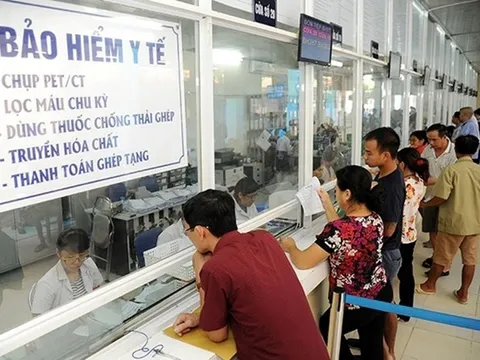 Tặng thẻ bảo hiểm y tế cho hàng triệu người dân trước Tết Nguyên đán 2026