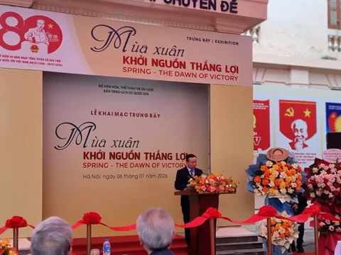 Trưng bày "Mùa Xuân - Khởi nguồn thắng lợi"