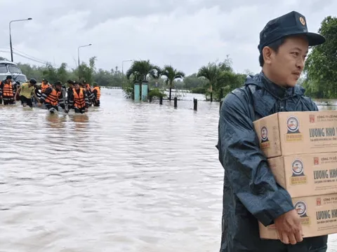 Dấu ấn người lính quân nhu trong công tác khắc phục hậu quả bão lũ