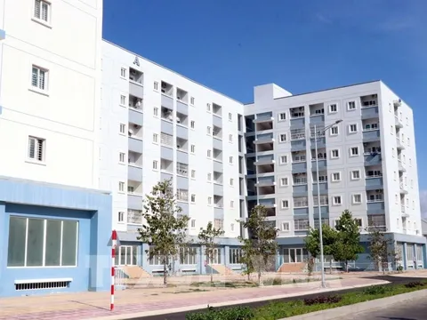 Người có công, thân nhân liệt sĩ có được ưu tiên mua nhà ở xã hội không?