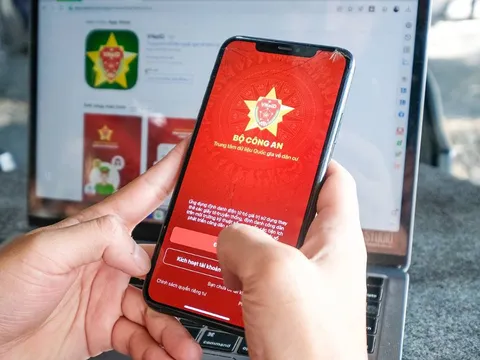 Nghị định 367: Người dân thực hiện thủ tục hành chính trực tuyến qua VNeID