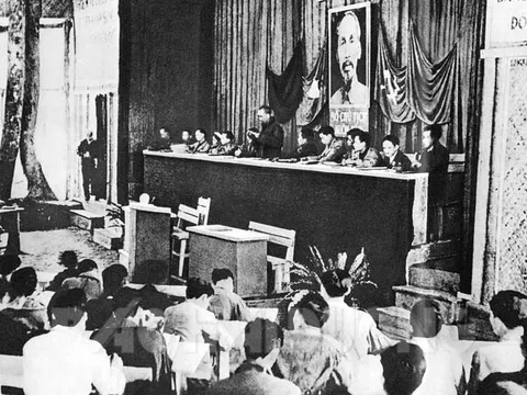 Đảng Cộng sản Việt Nam - Từ đại hội đến đại hội: Đại hội đại biểu lần thứ II của Đảng