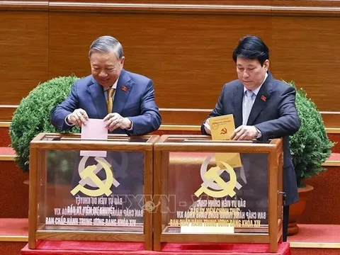 Đại hội XIV của Đảng: Bầu, thông qua danh sách Ban Chấp hành Trung ương khóa XIV