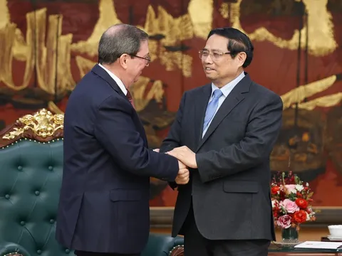 Thủ tướng Phạm Minh Chính tiếp Đặc phái viên Đảng, Nhà nước Cuba