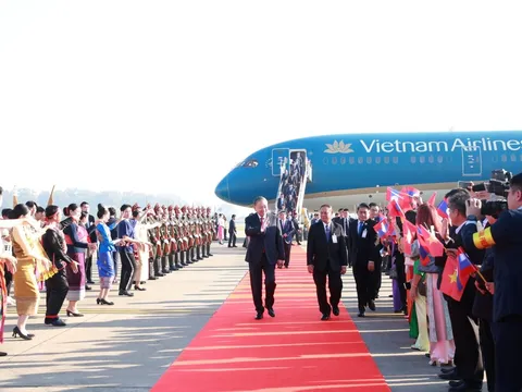 Lễ đón Tổng Bí thư Tô Lâm tại sân bay quốc tế Wattay, Lào