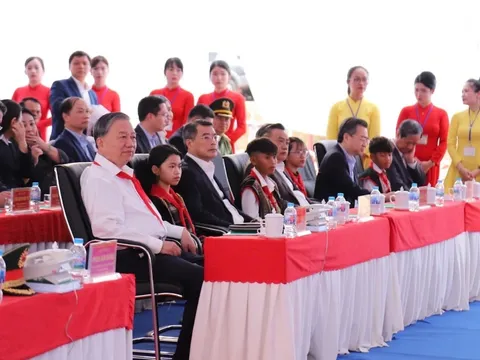 Tổng Bí thư Tô Lâm: Đầu tư cho giáo dục cần căn cơ, lâu dài để tạo chuyển biến thực chất