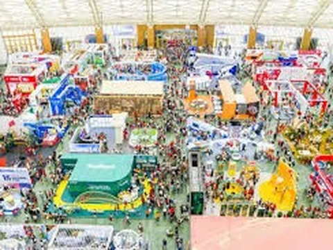 Chuyển đổi từ 'ưu tiên' sang 'tin yêu' và 'tự hào' khi dùng hàng Việt Nam