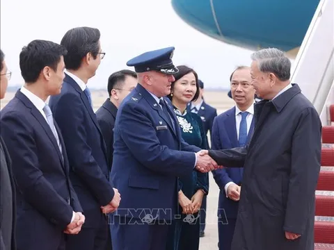 Tổng Bí thư đến Washington D.C, bắt đầu tham dự cuộc họp khai mạc Hội đồng Hòa bình về Gaza