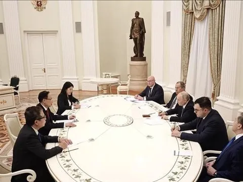 Đặc phái viên của Tổng Bí thư Tô Lâm hội kiến Tổng thống Liên bang Nga