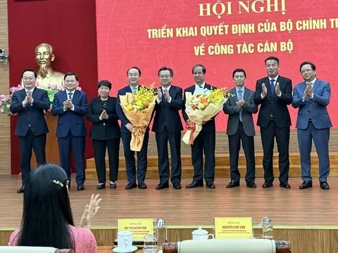 Bộ Chính trị bổ nhiệm 2 Phó Ban Chính sách, chiến lược Trung ương