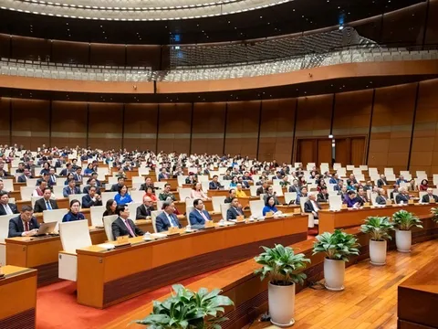 Đại biểu Quốc hội khóa XVI với yêu cầu lập pháp mở đường, kiến tạo phát triển