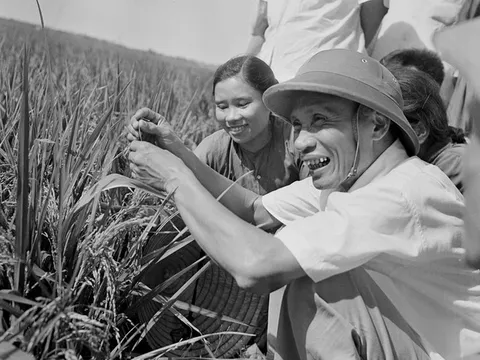 Kỷ niệm 120 năm ngày sinh đồng chí Phạm Văn Đồng - nhà lãnh đạo kiệt xuất, người học trò xuất sắc của Chủ tịch Hồ Chí Minh