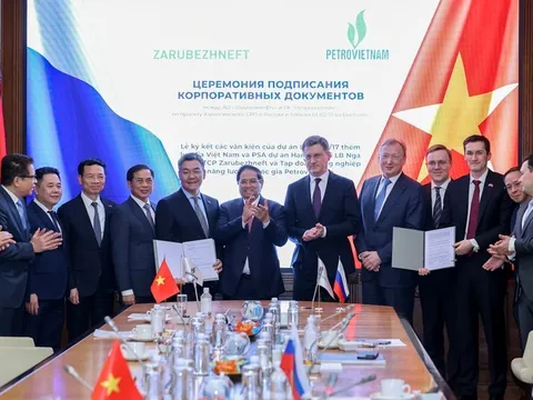 Liên bang Nga và Việt Nam tăng cường hợp tác dầu khí