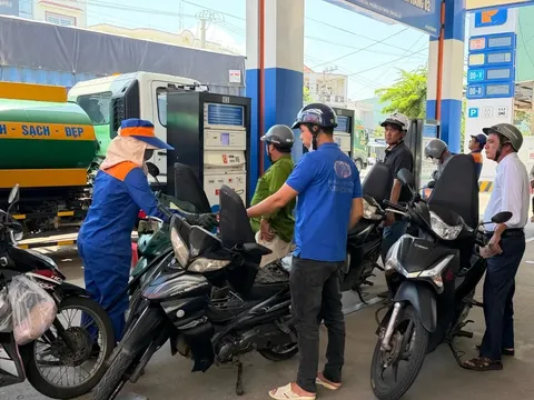 Giảm thuế đối với xăng, dầu từ 24h ngày 26/3/2026