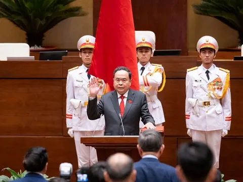 Chủ tịch Quốc hội khoá XVI: Nguyện cống hiến hết sức mình, phụng sự Tổ quốc, phục vụ Nhân dân