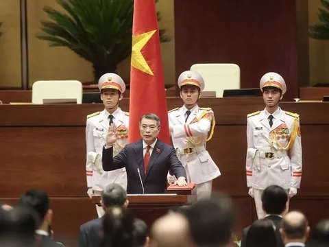 Quốc hội nhất trí bầu ông Lê Minh Hưng giữ chức Thủ tướng Chính phủ