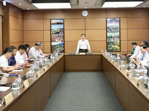 Nâng cao chất lượng cán bộ cơ sở, thúc đẩy tăng trưởng 2 con số