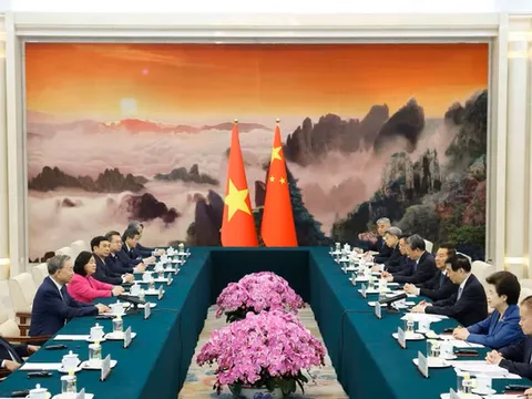 Tổng Bí thư, Chủ tịch nước Tô Lâm hội kiến Chủ tịch Chính hiệp toàn quốc Trung Quốc Vương Hộ Ninh