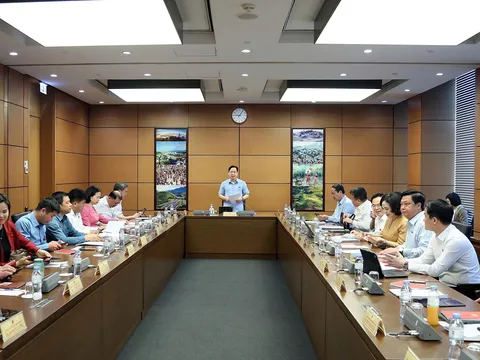 Tiếp tục sửa đổi, bổ sung cơ chế, chính sách thu hút nguồn lực đầu tư về phát triển văn hóa