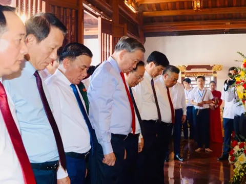 Tổng Bí thư, Chủ tịch nước Tô Lâm dâng hương tưởng nhớ Tổng Bí thư Hà Huy Tập