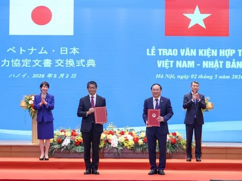 Thủ tướng Việt Nam, Nhật Bản chứng kiến lễ ký, trao 6 văn kiện hợp tác quan trọng