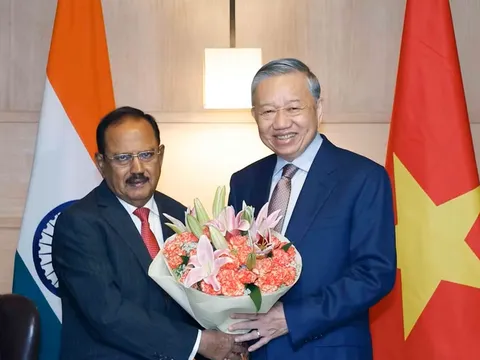 Tổng Bí thư, Chủ tịch nước Tô Lâm tiếp Cố vấn An ninh Quốc gia Ấn Độ Ajit Doval