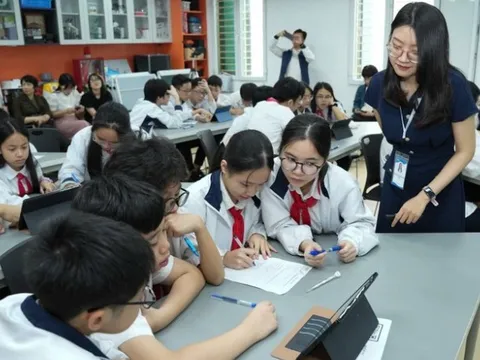 Tỉnh táo để giữ vững bản chất nền giáo dục cách mạng, phòng, chống nguy cơ chệch hướng, 'đổi màu'