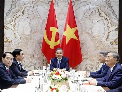 Tổng Bí thư, Chủ tịch nước Tô Lâm điện đàm trực tuyến với Tổng thống Thụy Sĩ