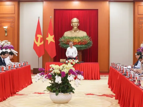 Tổng kết phải có chiều sâu lịch sử, tầm cao lý luận và sức gợi mở kiến tạo cho tương lai