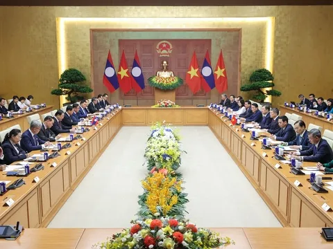 Việt Nam luôn kề vai sát cánh hỗ trợ Lào hiện thực hoá các mục tiêu chiến lược đã đề ra