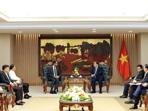 Phó Thủ tướng Thường trực Phạm Gia Túc tiếp lãnh đạo tập đoàn năng lượng tái tạo lớn của Pháp