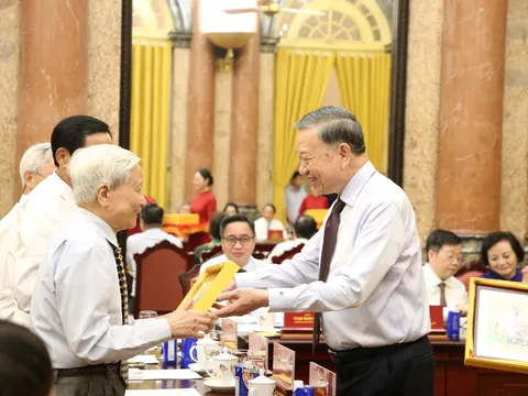 Tổng Bí thư, Chủ tịch nước: Báo chí phải bám sát thực tiễn, tôn trọng sự thật, lấy lợi ích của Nhân dân làm điểm xuất phát