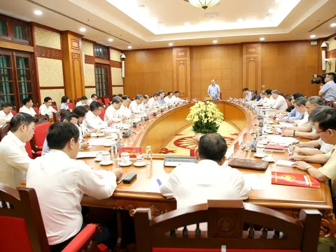 Công tác tư tưởng càng hiện đại về phương thức, càng phải vững chắc về chính trị, tư tưởng, nguyên tắc và mục tiêu