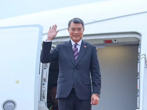Thủ tướng Lê Minh Hưng lên đường dự Hội nghị Cấp cao kỷ niệm 35 năm quan hệ ASEAN-Nga