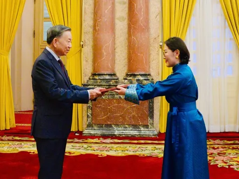 Tổng Bí thư, Chủ tịch nước Tô Lâm tiếp các Đại sứ trình Quốc thư