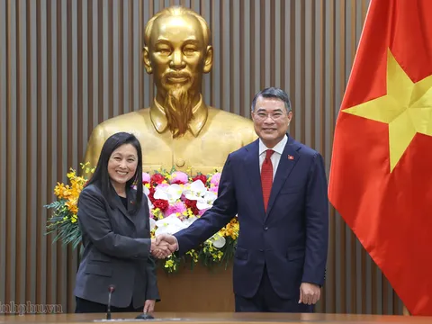 Thủ tướng Lê Minh Hưng tiếp Đại sứ Hoa Kỳ tại Việt Nam Jennifer Wicks