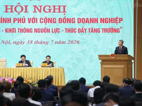 Thủ tướng Lê Minh Hưng: Kiến nghị của doanh nghiệp phải được xử lý đến cùng và tất cả câu trả lời phải được công khai