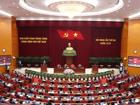 Thông cáo báo chí về ngày làm việc thứ nhất Hội nghị Trung ương 3 khoá XIV