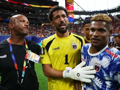 Sau World Cup 2026, thủ môn tuyển Cape Verde - Vozinha nhân lương thăng hơn 2,5 lần