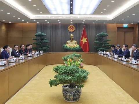 Thủ tướng Lê Minh Hưng tiếp Trưởng ban Tổ chức Trung ương Đảng Nhân dân Cách mạng Lào