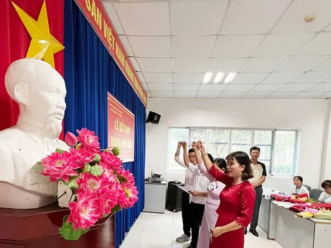 Chỉ thị của Ban Bí thư về tăng cường giáo dục lý luận chính trị, lý tưởng cách mạng trong hệ thống giáo dục quốc dân