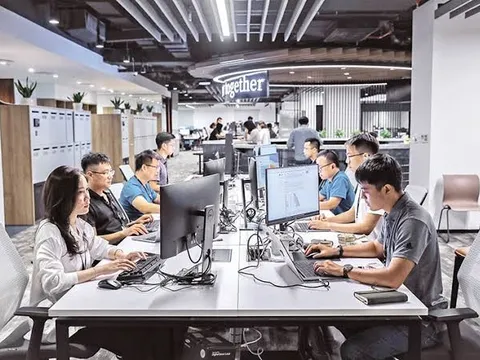 Phó Thủ tướng Lê Tiến Châu ký Quyết định về phát triển nhân lực trí tuệ nhân tạo đáp ứng các ngành công nghệ chiến lược