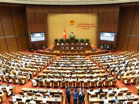 Quốc hội thông qua nghị quyết cơ chế, chính sách đặc thù miễn trách nhiệm hình sự với cán bộ dám nghĩ, dám làm