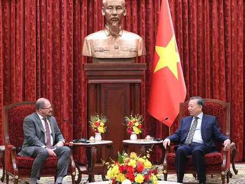 Tổng Bí thư, Chủ tịch nước Tô Lâm tiếp Chủ tịch kiêm Tổng Giám đốc Điều hành Tập đoàn Qualcomm